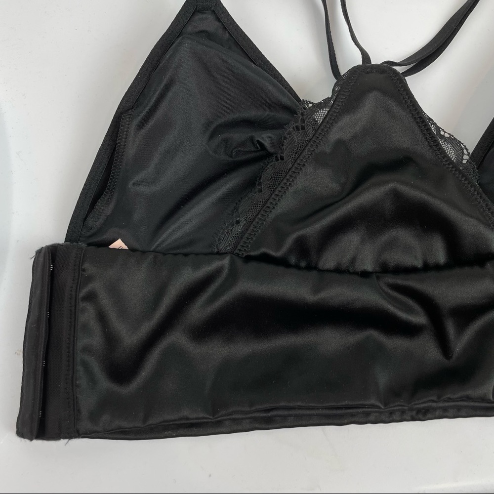 NWT Victoria’s Secret Black Satin Wide Band Racerback Bralette Padded - Picture 9 of 11